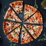Najlepsza pizza w Białymstoku – po czym poznać naprawdę dobrą pizzę?