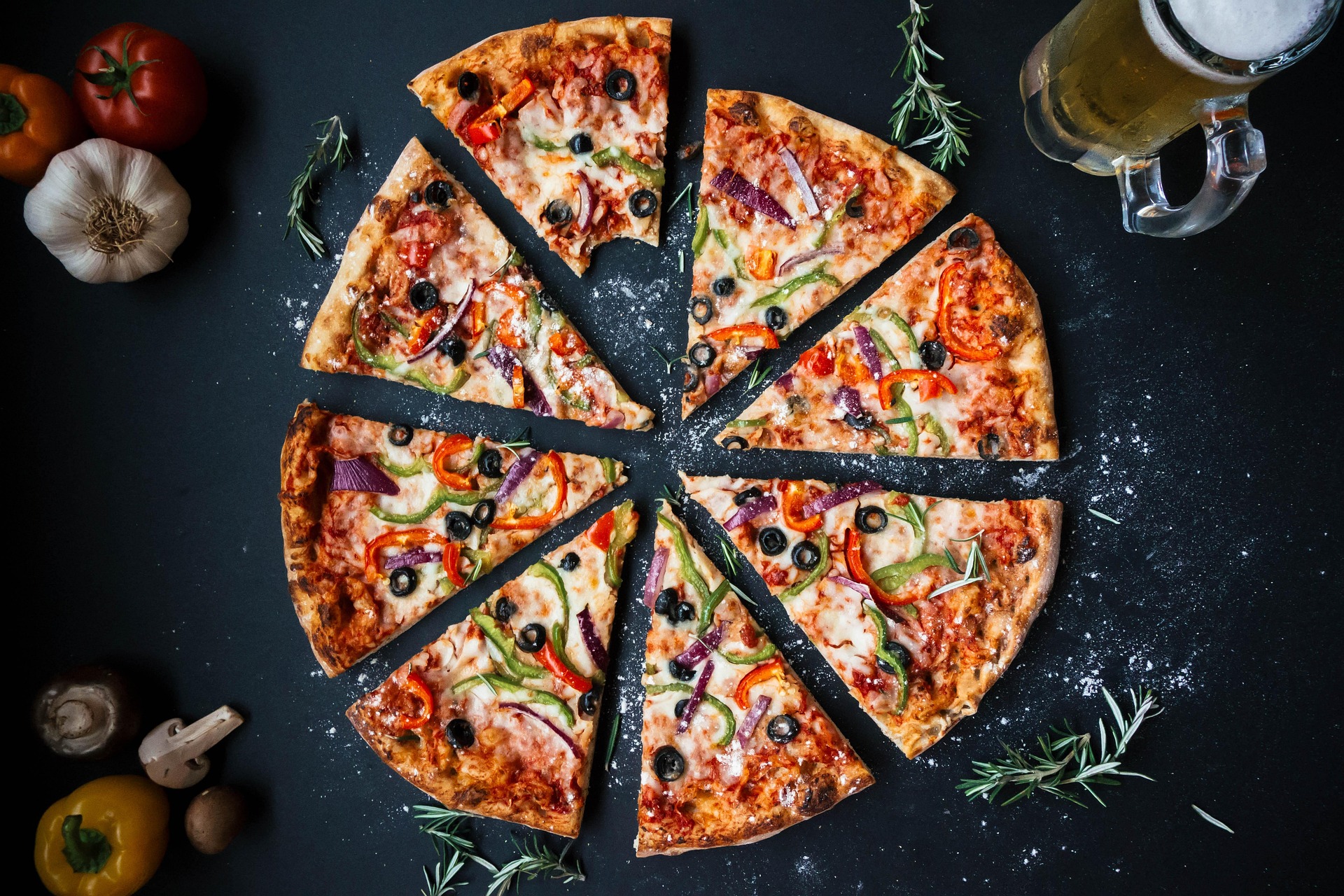 Najlepsza pizza w Białymstoku – po czym poznać naprawdę dobrą pizzę?